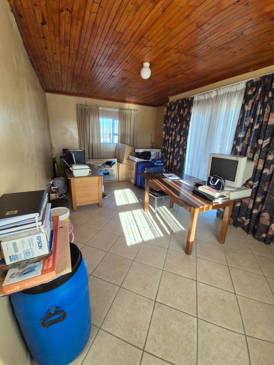 5 Bedroom Property for Sale in Motherwell Eastern Cape